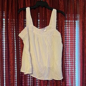 Old Navy White Textured Camisole